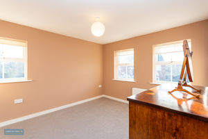 Bedroom- click for photo gallery